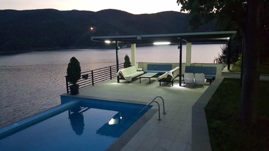 Villa Tikvesh Lake Kavadarci Esterno foto